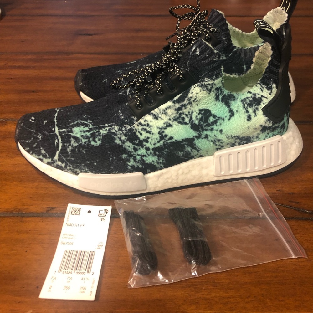 Adidas NMD_R1 PK sz 8 Men’s - Green Marble Flash